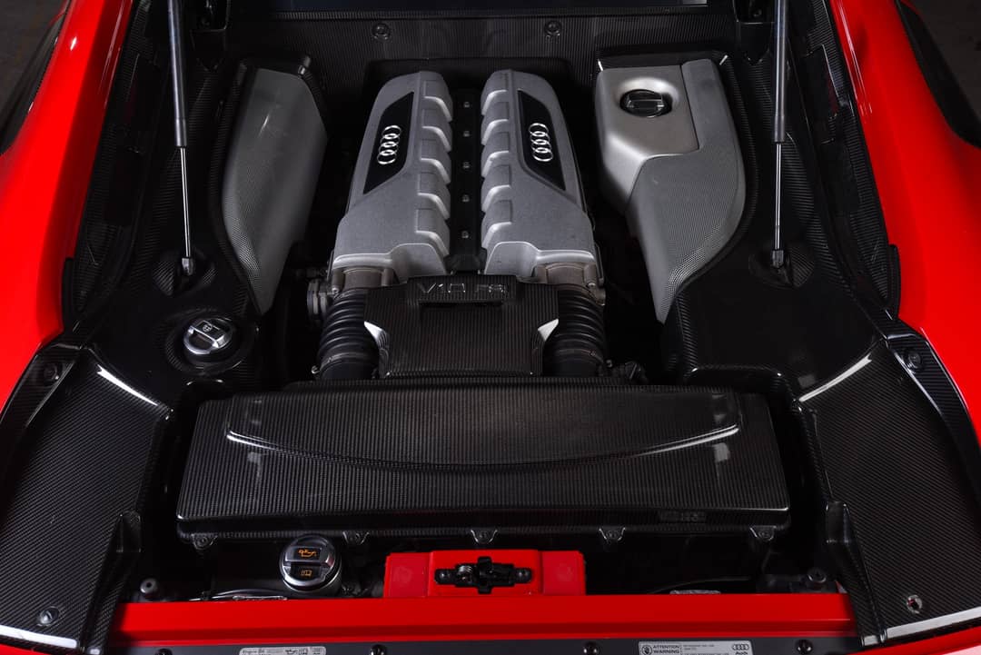 2010 Audi R8 5.2 quattro — photo 43