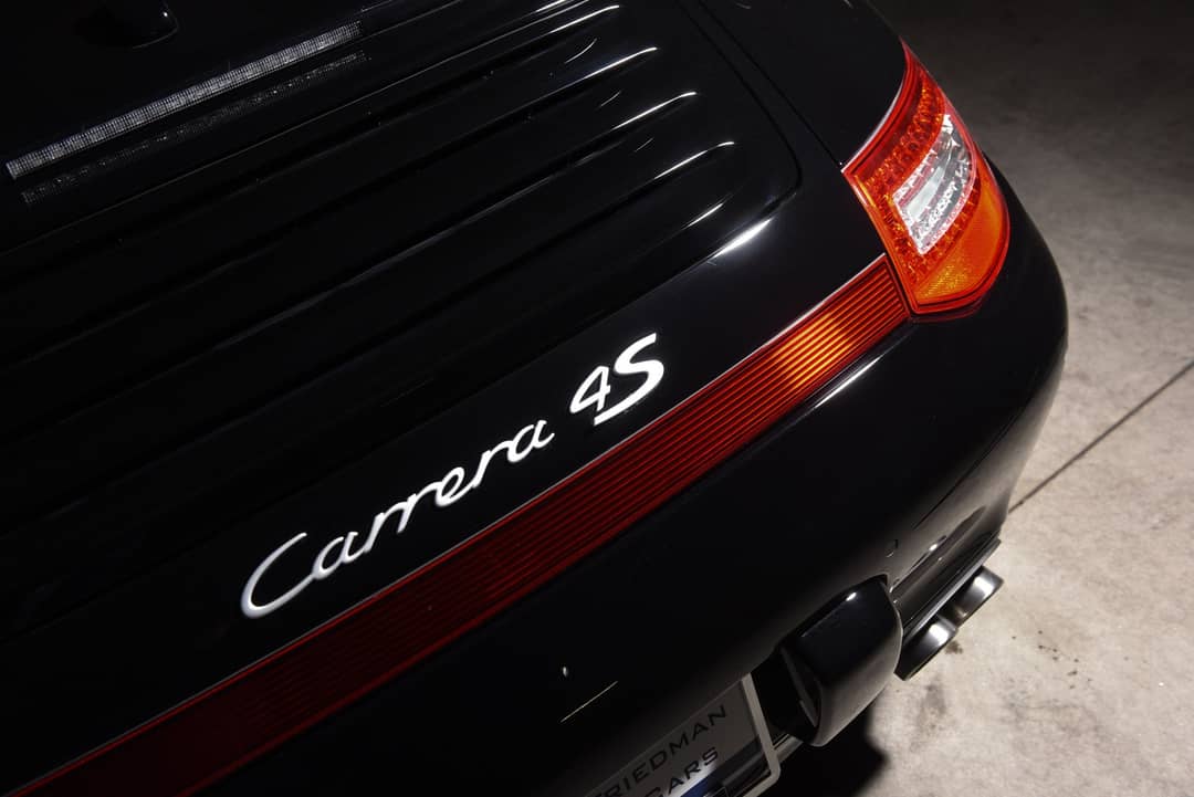 2010 Porsche 911 Carrera 4S — photo 17