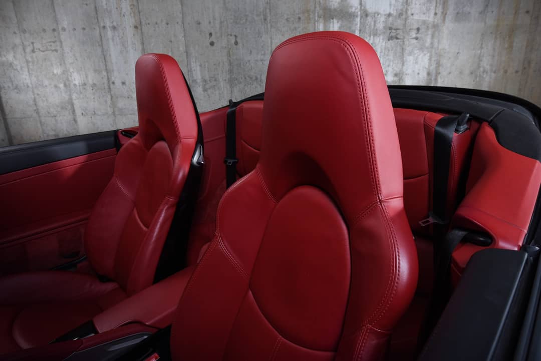 2010 Porsche 911 Carrera 4S — photo 22