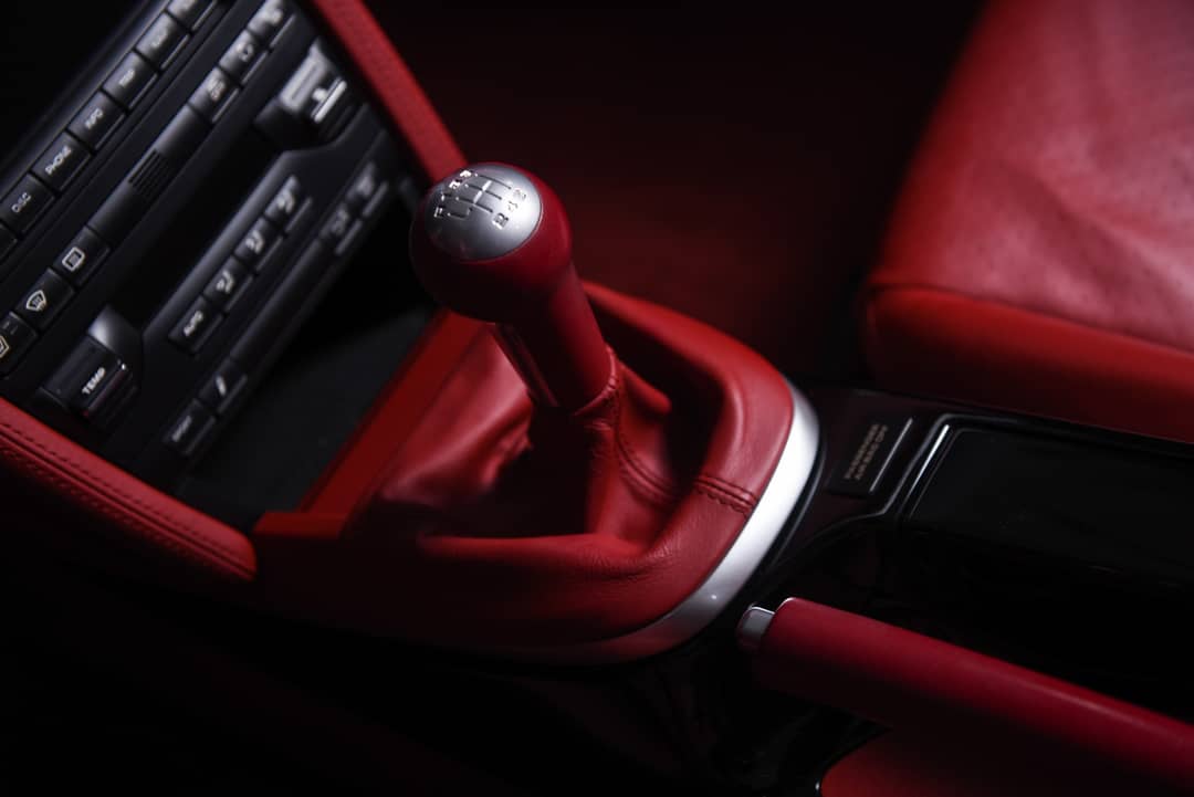 2010 Porsche 911 Carrera 4S — photo 28