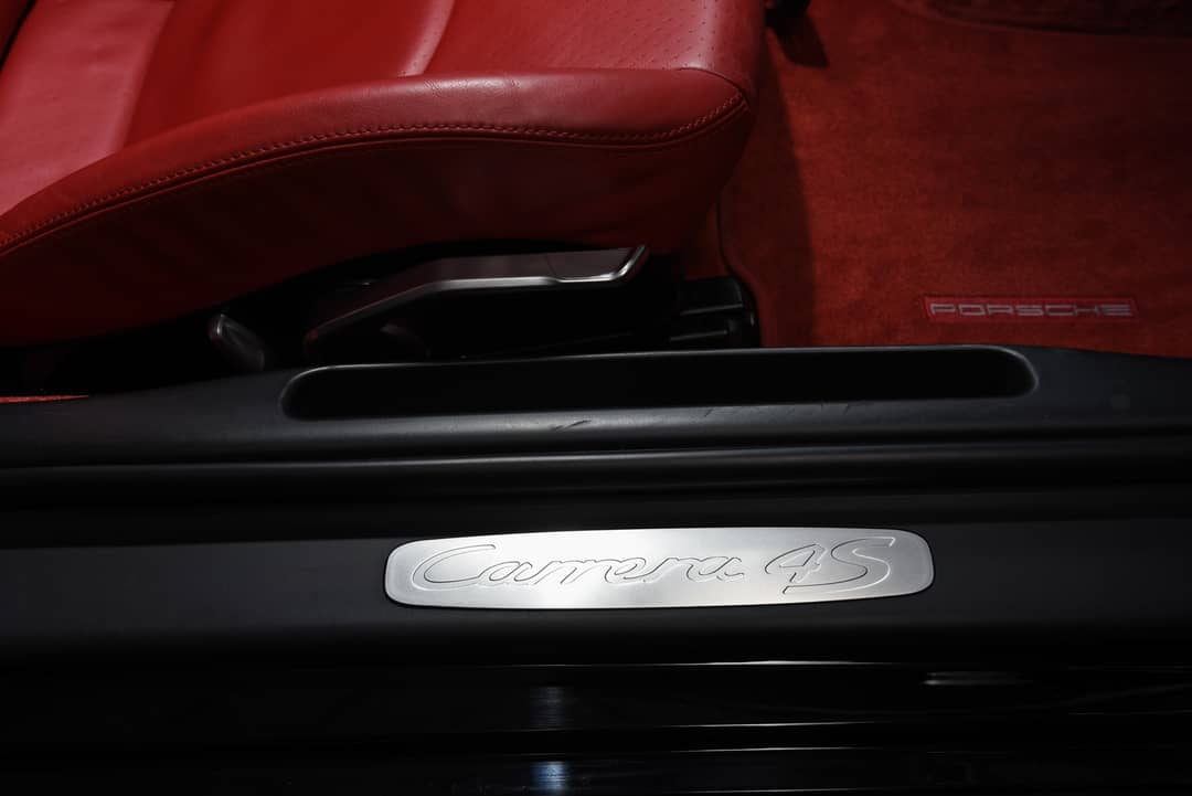 2010 Porsche 911 Carrera 4S — photo 34