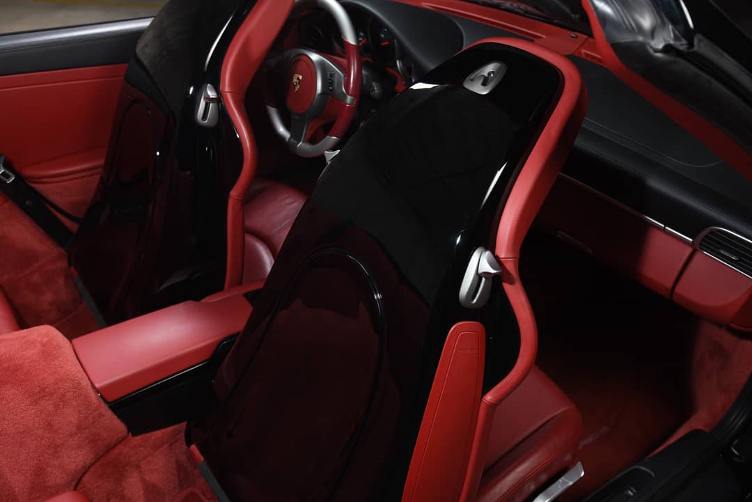 2010 Porsche 911 Carrera 4S — photo 35