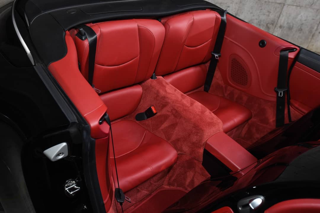 2010 Porsche 911 Carrera 4S — photo 37