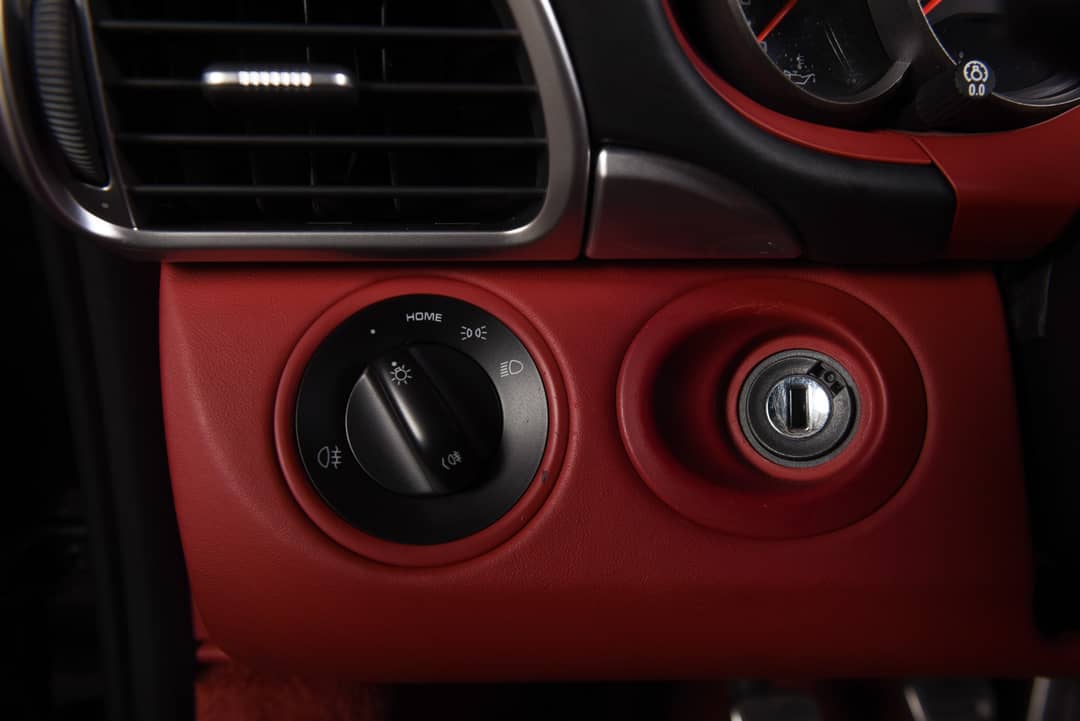 2010 Porsche 911 Carrera 4S — photo 38