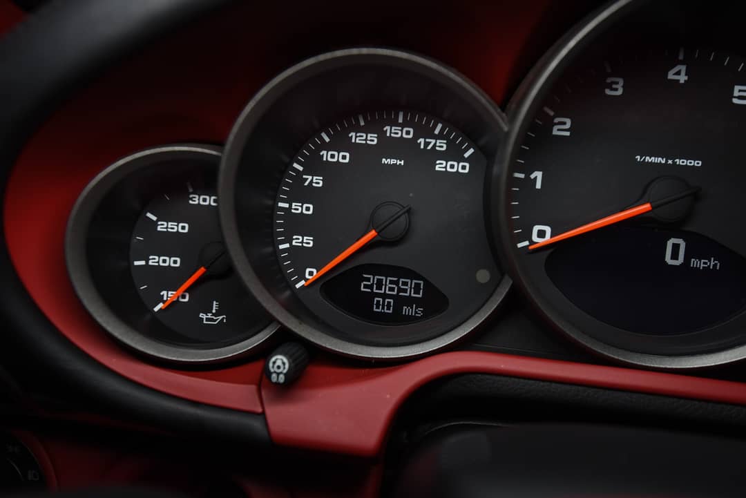 2010 Porsche 911 Carrera 4S — photo 48