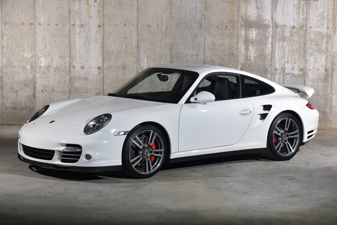 2011 Porsche 911 Turbo — photo 2