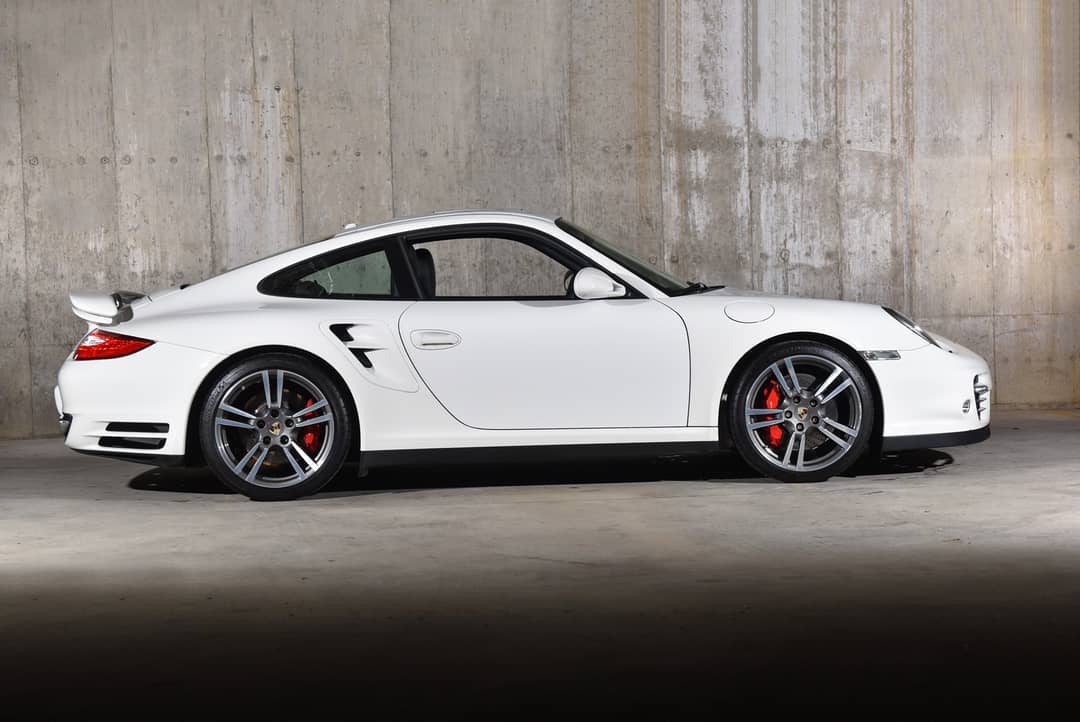 2011 Porsche 911 Turbo — photo 12