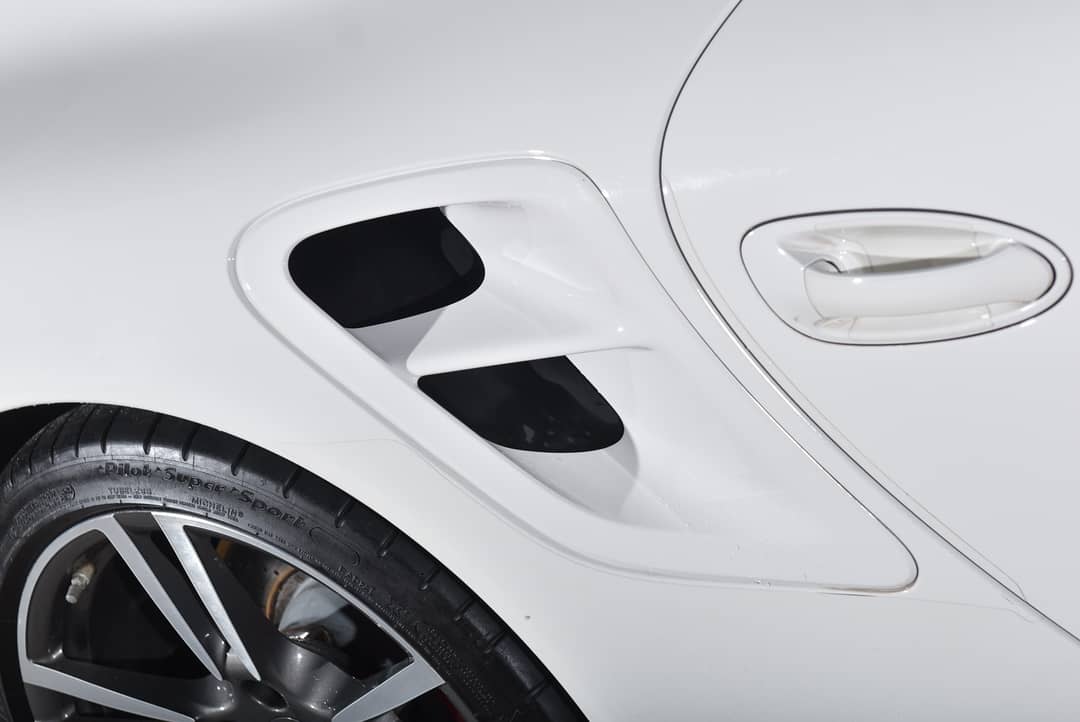 2011 Porsche 911 Turbo — photo 16