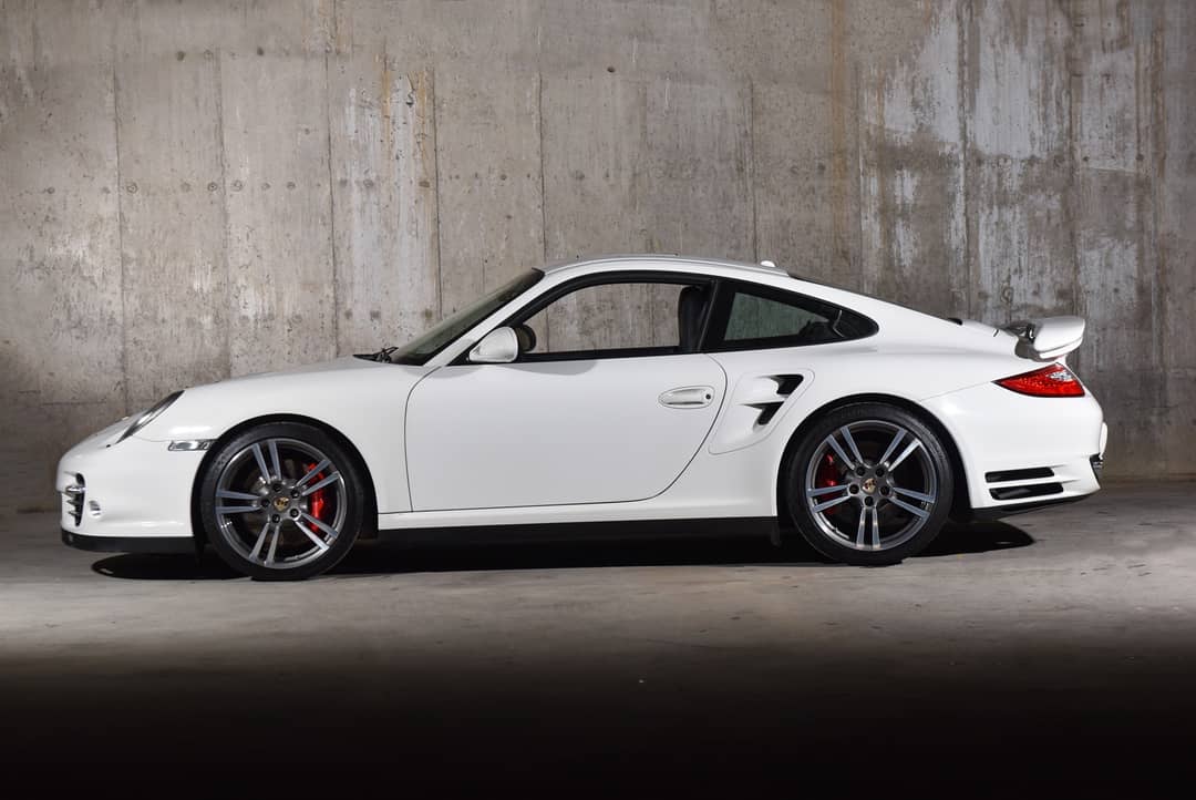 2011 Porsche 911 Turbo — photo 18