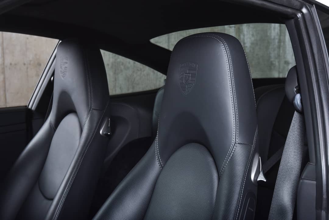 2011 Porsche 911 Turbo — photo 23