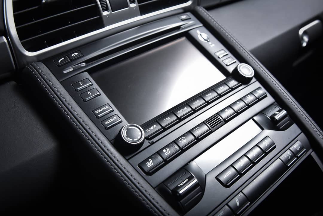 2011 Porsche 911 Turbo — photo 25