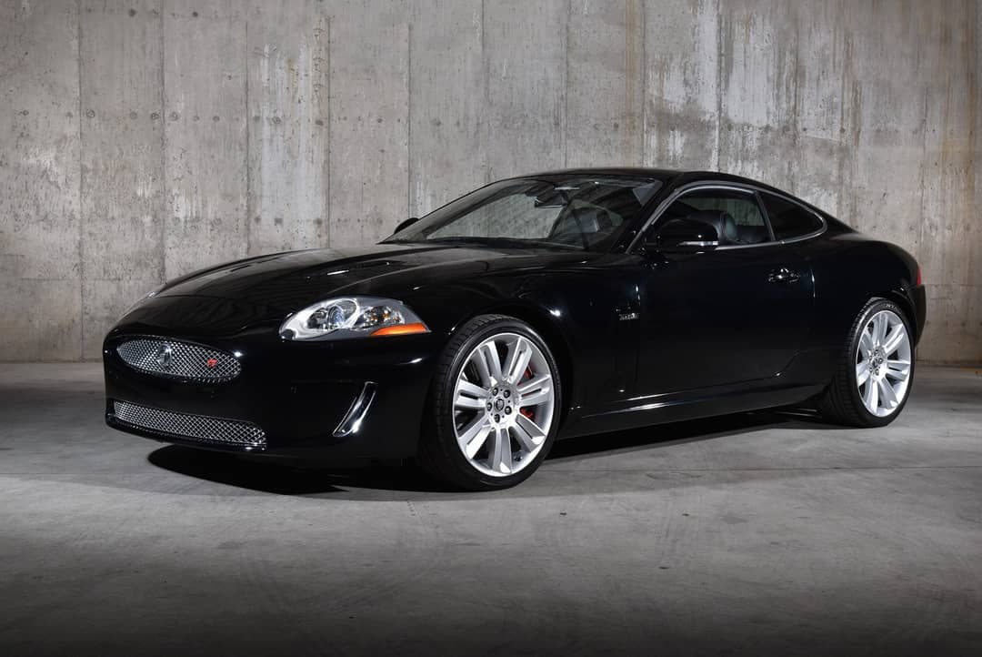 2010 Jaguar XKR — photo 2