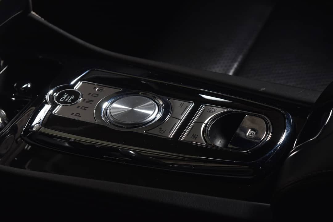 2010 Jaguar XKR — photo 26