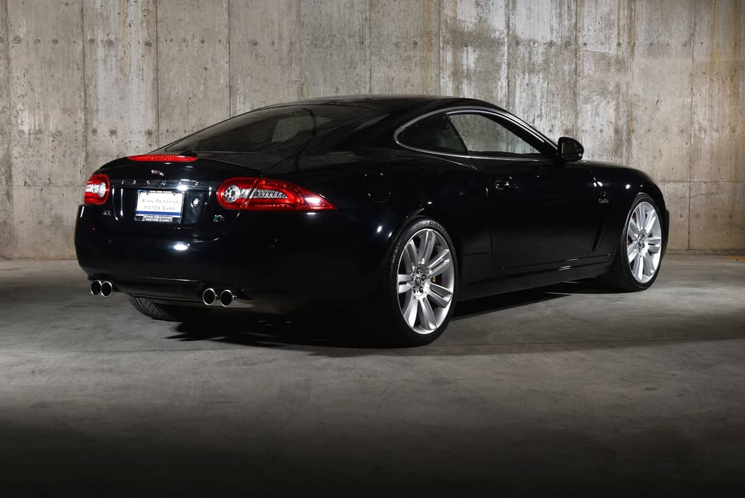 2010 Jaguar XKR — photo 5