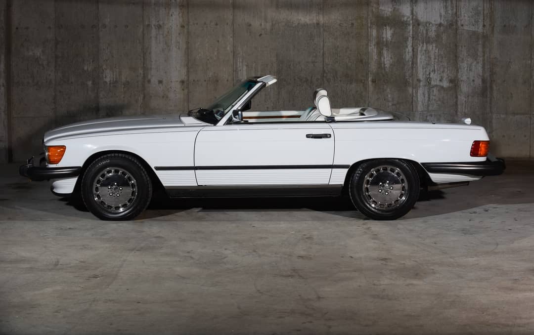 1988 Mercedes-Benz 560-Class 560 SL — photo 13