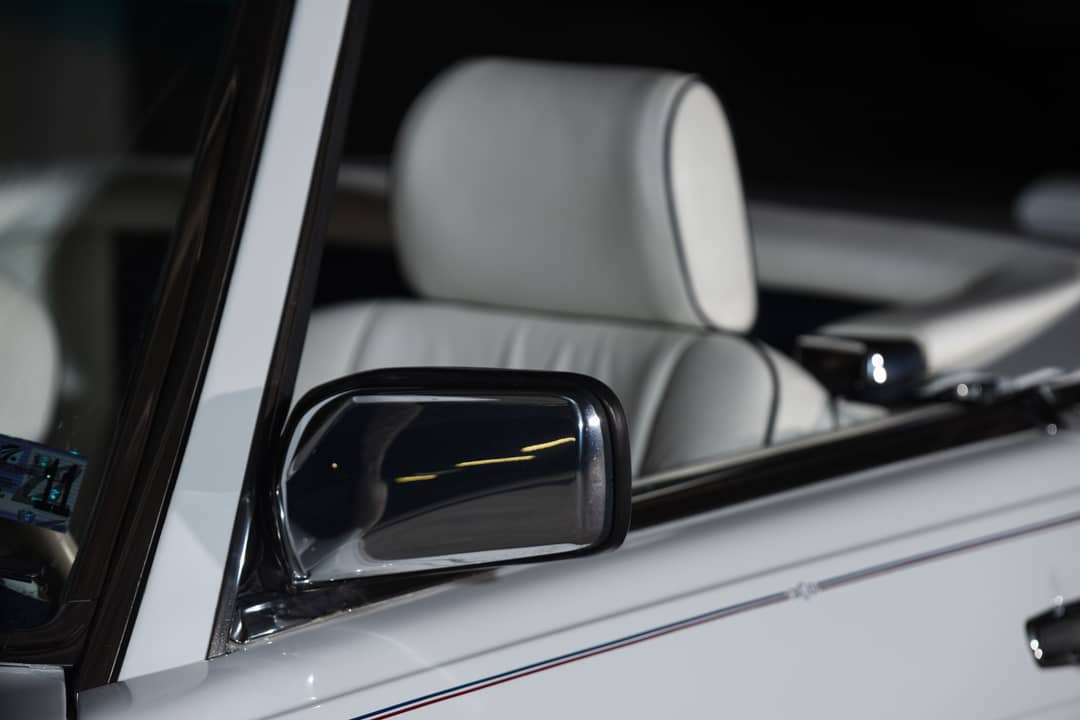 1988 Mercedes-Benz 560-Class 560 SL — photo 19
