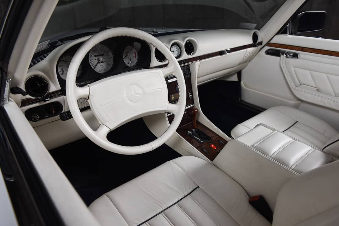 1988 Mercedes-Benz 560-Class 560 SL — photo 41