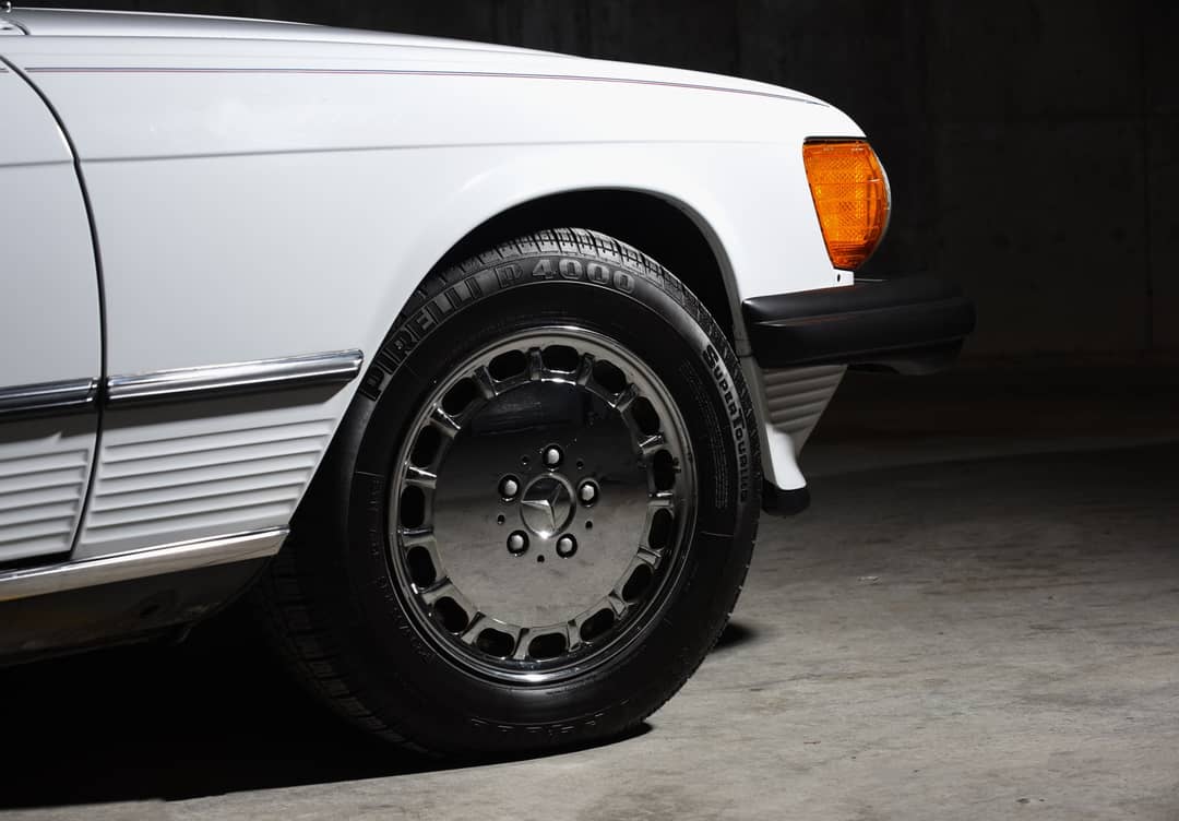 1988 Mercedes-Benz 560-Class 560 SL — photo 66