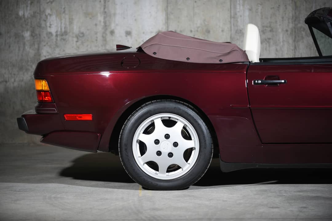 1990 Porsche 944 S2 — photo 18