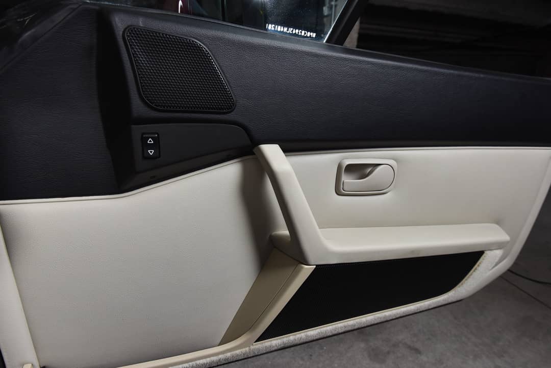 1990 Porsche 944 S2 — photo 40