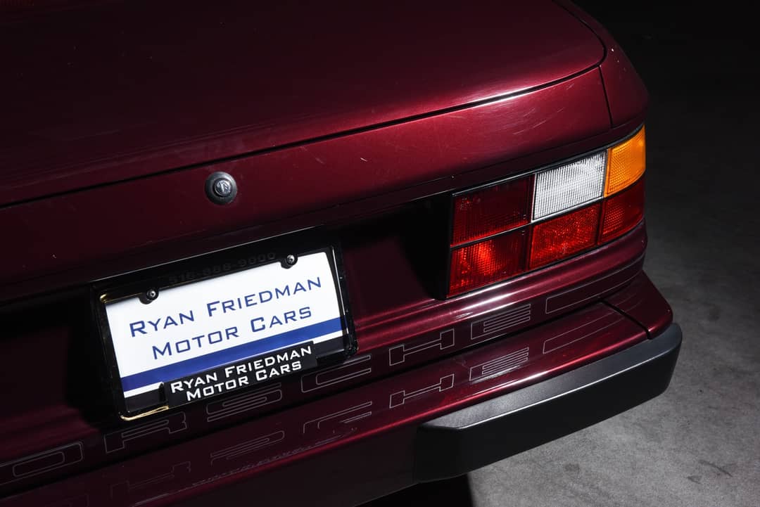 1990 Porsche 944 S2 — photo 8