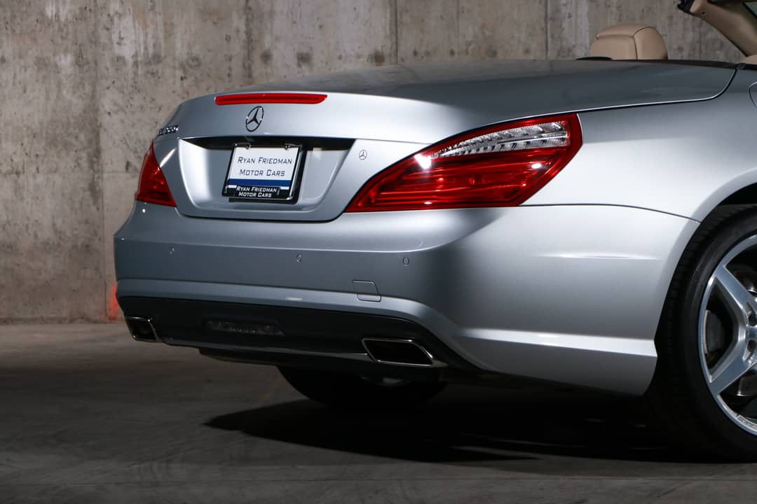 2016 Mercedes-Benz SL-Class SL 550 — photo 19