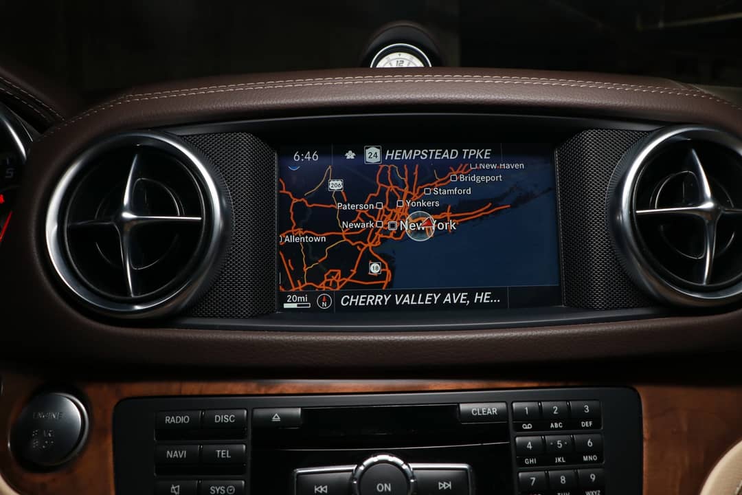 2016 Mercedes-Benz SL-Class SL 550 — photo 36
