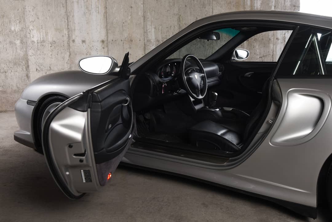 2003 Porsche 911 GT2 — photo 22