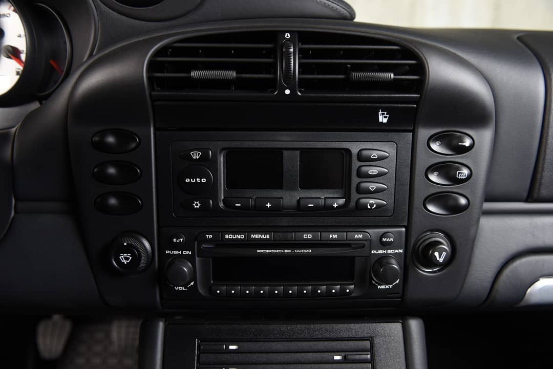 2003 Porsche 911 GT2 — photo 31