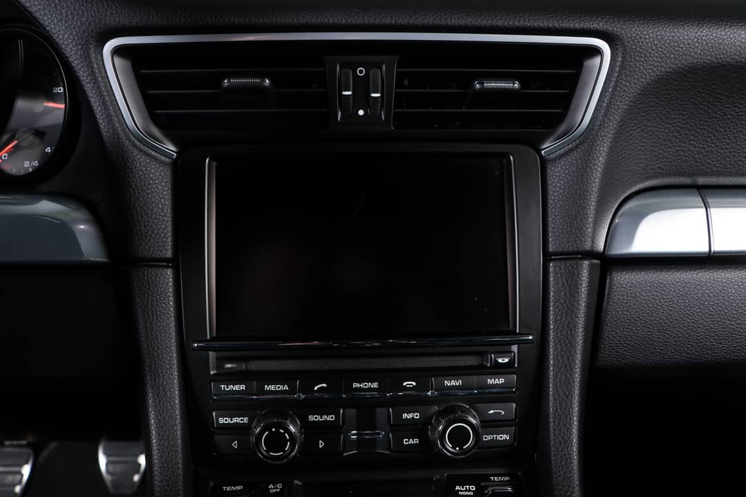 2013 Porsche 911 Carrera — photo 30
