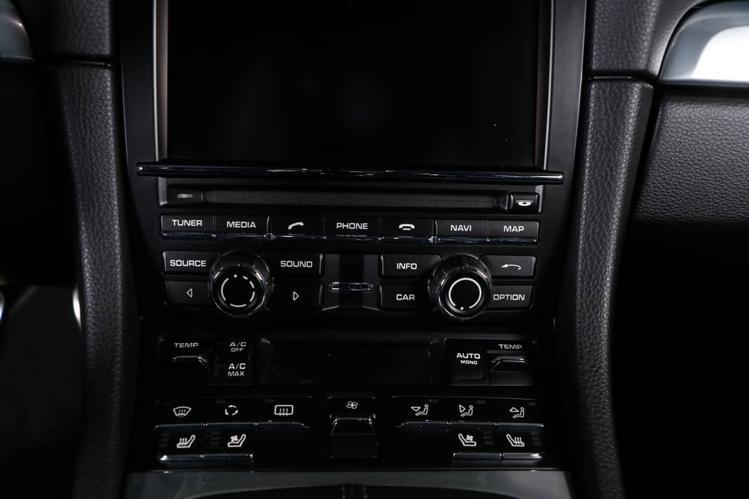 2013 Porsche 911 Carrera — photo 31