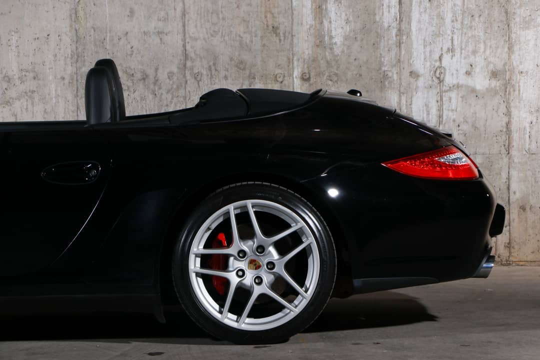 2009 Porsche 911 Carrera 4S — photo 23