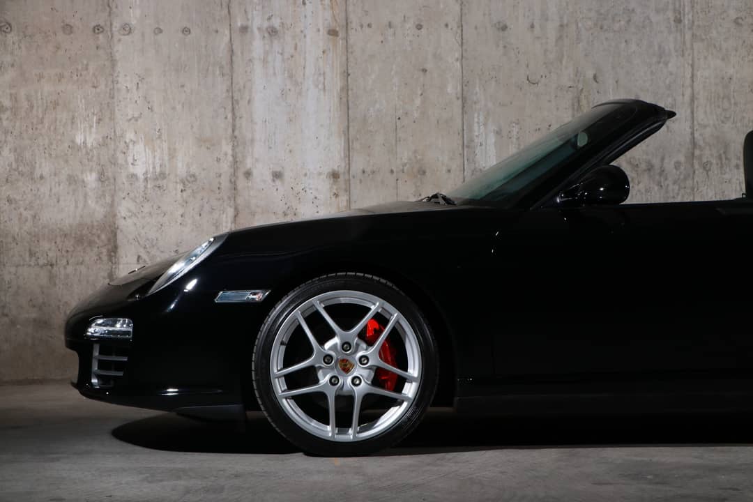 2009 Porsche 911 Carrera 4S — photo 24