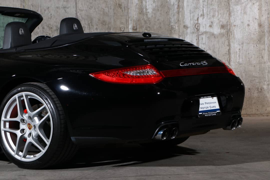 2009 Porsche 911 Carrera 4S — photo 25