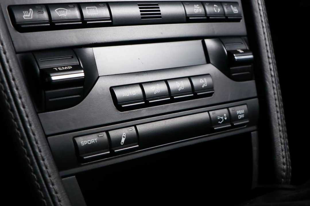 2009 Porsche 911 Carrera 4S — photo 34