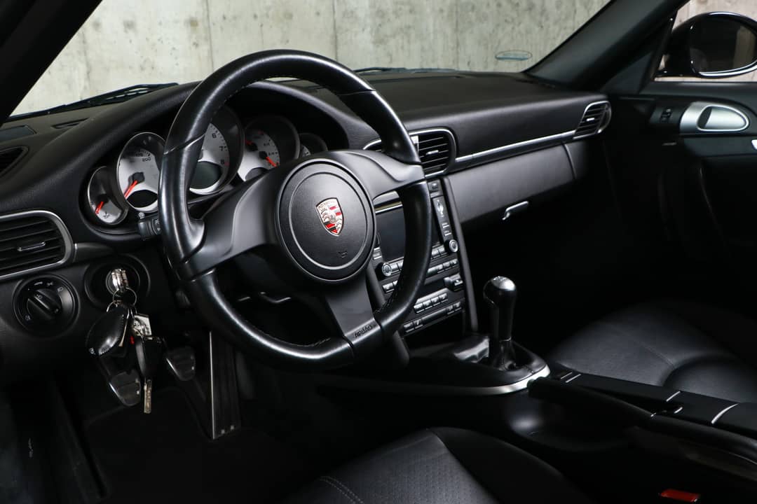 2011 Porsche 911 Carrera S — photo 23
