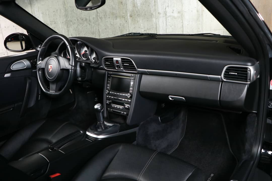 2011 Porsche 911 Carrera S — photo 34