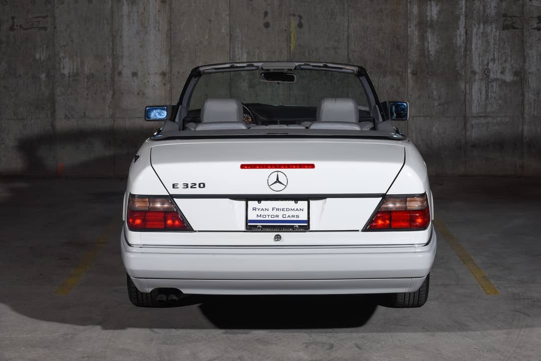 1995 Mercedes-Benz E-Class E 320 Convertible — photo 13