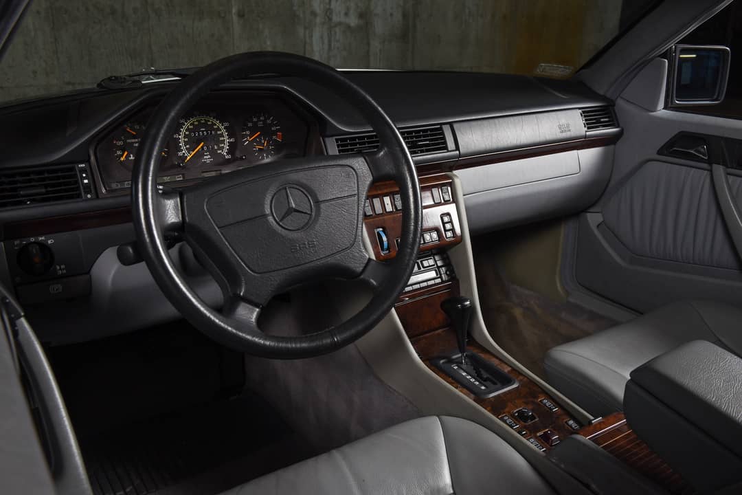 1995 Mercedes-Benz E-Class E 320 Convertible — photo 14