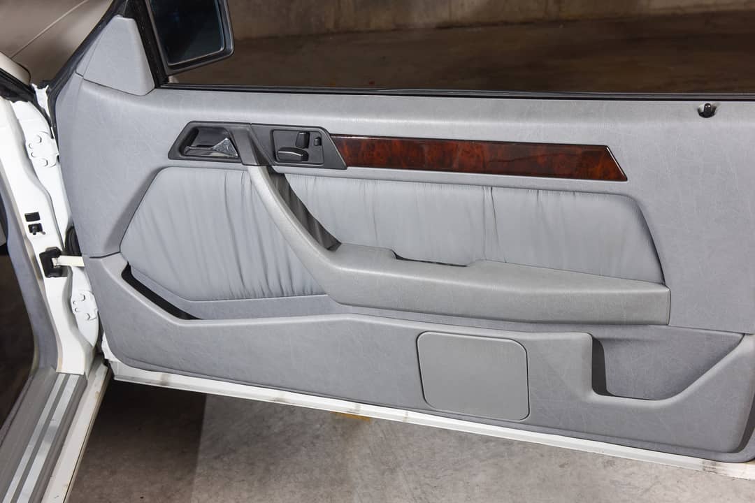 1995 Mercedes-Benz E-Class E 320 Convertible — photo 28