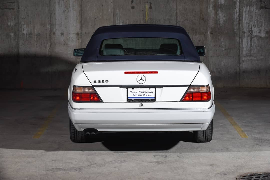 1995 Mercedes-Benz E-Class E 320 Convertible — photo 42