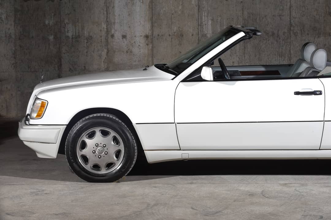 1995 Mercedes-Benz E-Class E 320 Convertible — photo 6