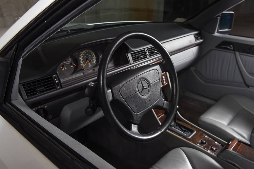1995 Mercedes-Benz E-Class E 320 Convertible — photo 9