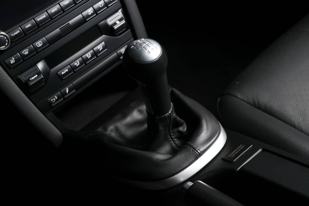2010 Porsche 911 Carrera 4S — photo 34