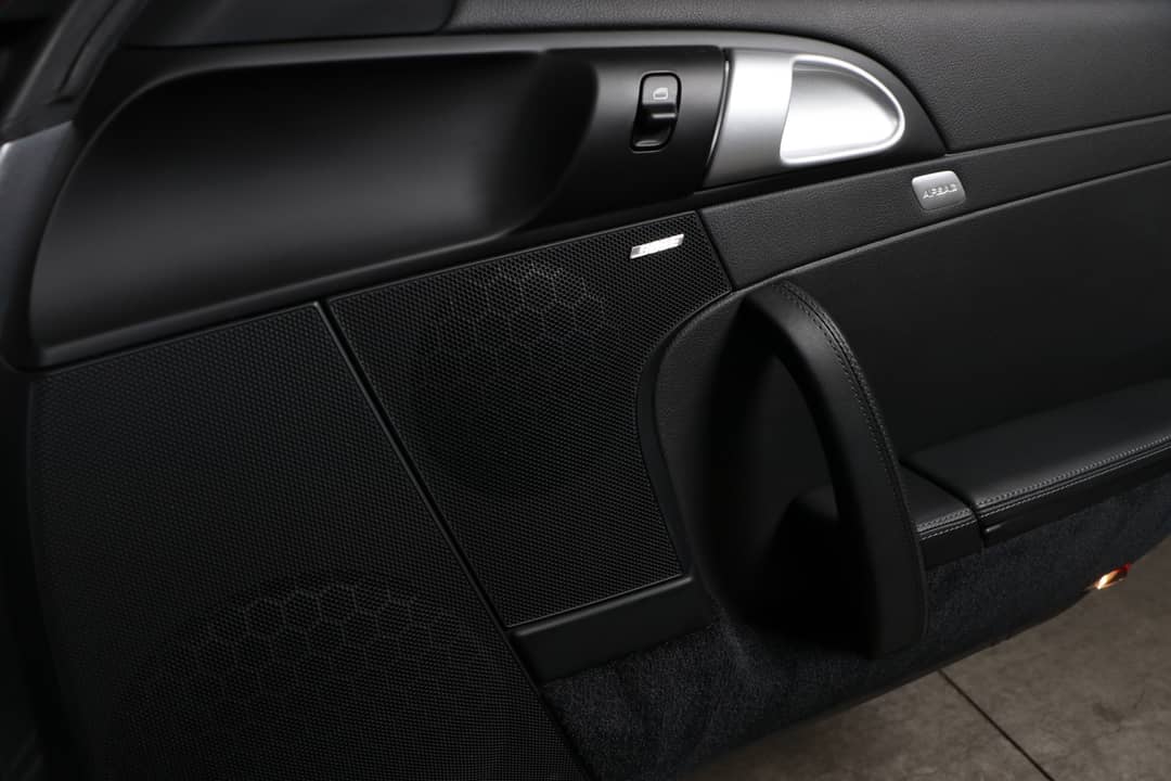 2010 Porsche 911 Carrera 4S — photo 38