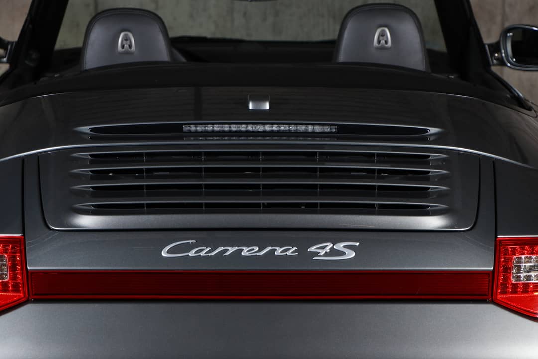 2010 Porsche 911 Carrera 4S — photo 8