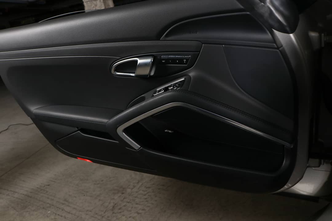 2013 Porsche 911 Carrera — photo 35
