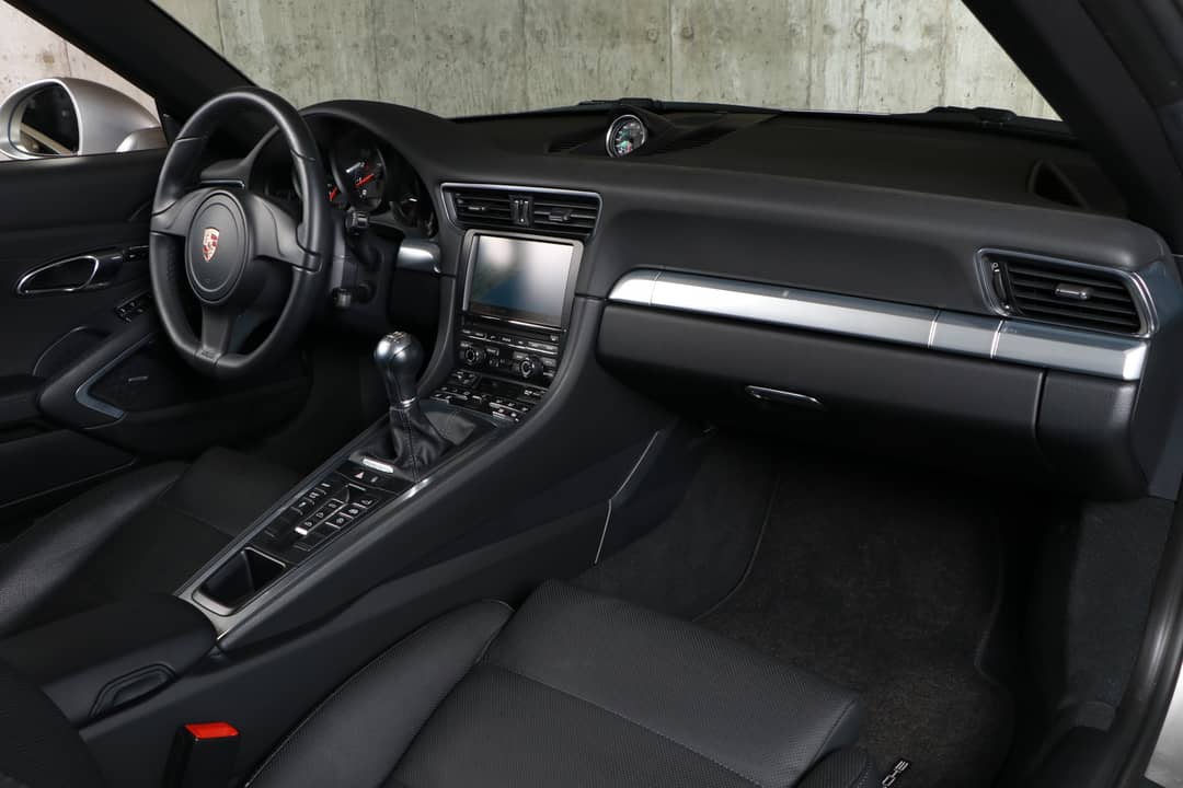 2013 Porsche 911 Carrera — photo 40