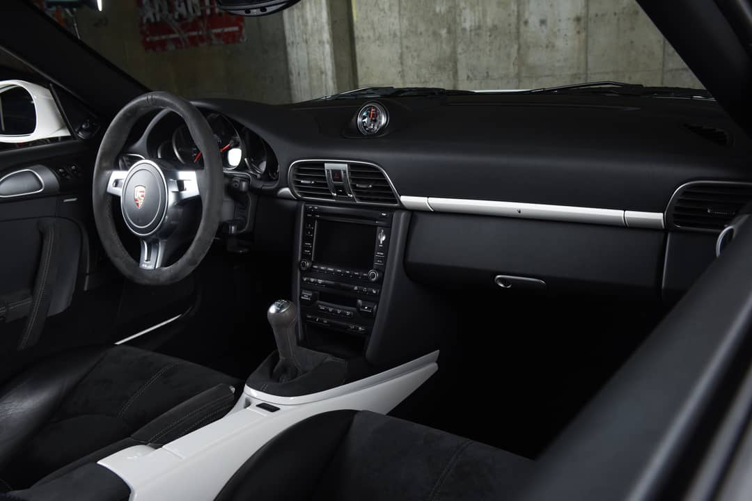 2012 Porsche 911 Carrera GTS — photo 32