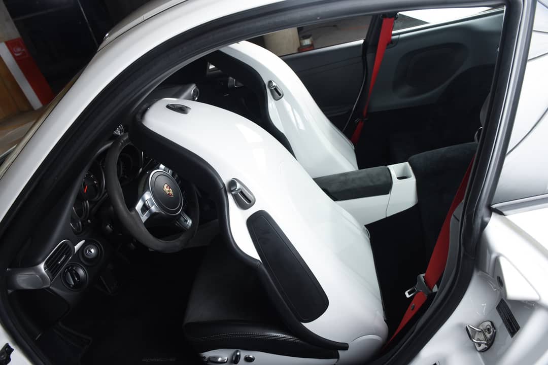 2012 Porsche 911 Carrera GTS — photo 34